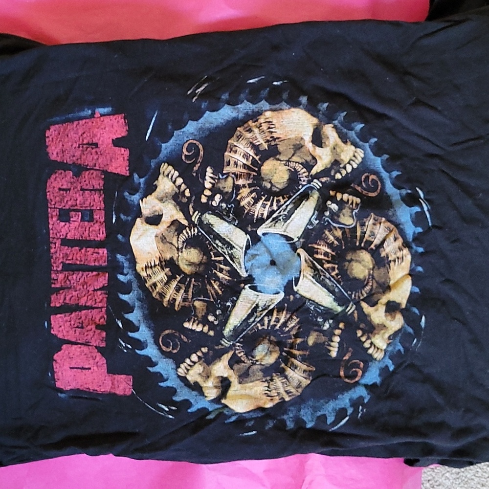 Pantera Band tshirt Medium